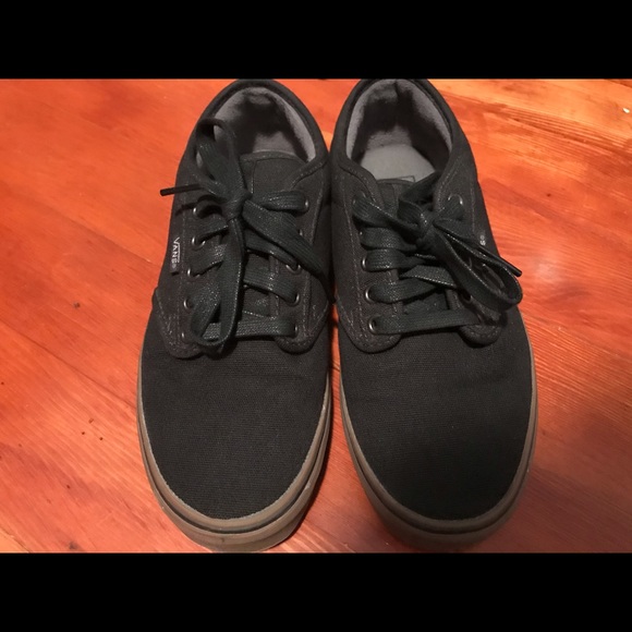 vans chukka low black gum